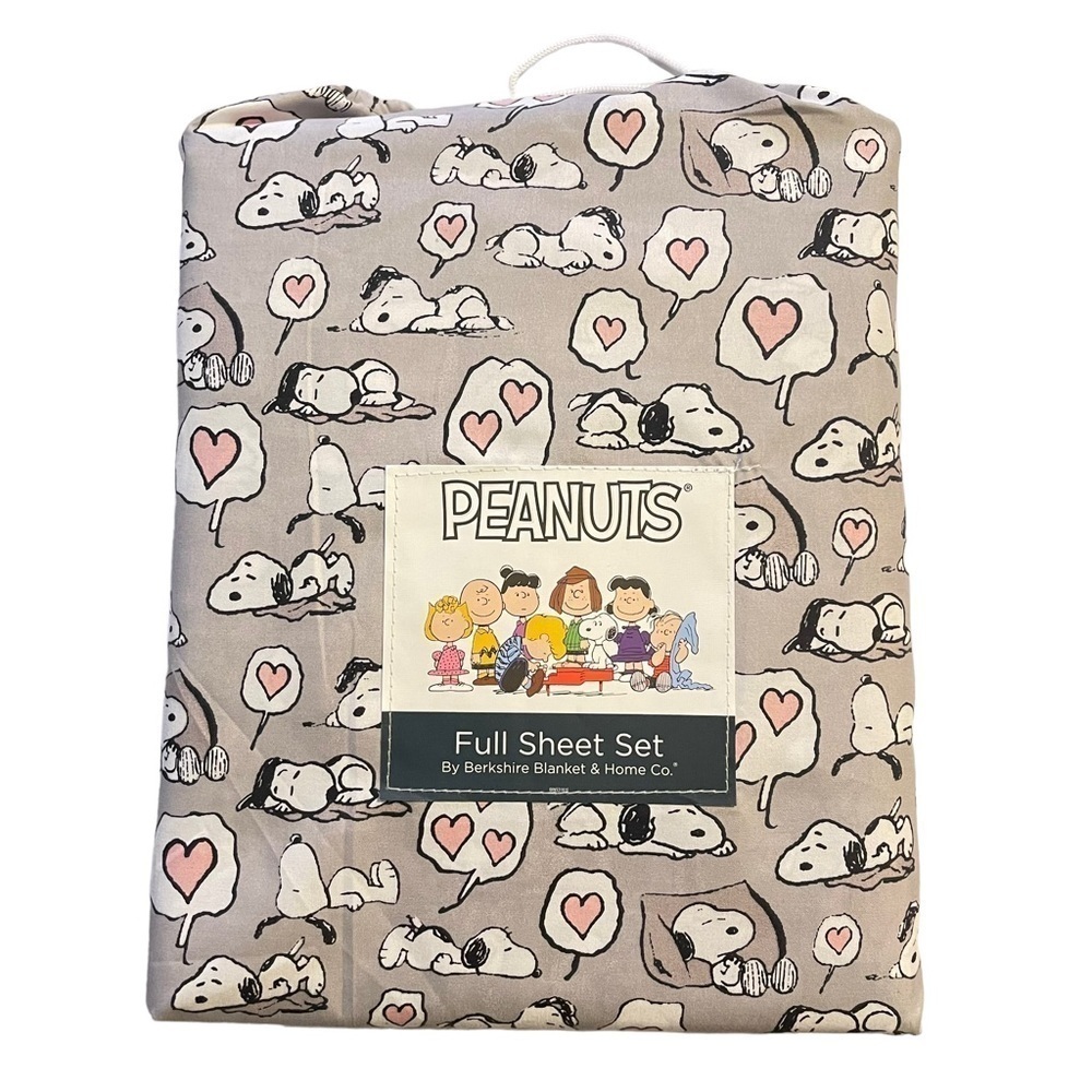 Snoopy Peanuts Full Size Valentine Sheet Set Gray pink Hearts NWT